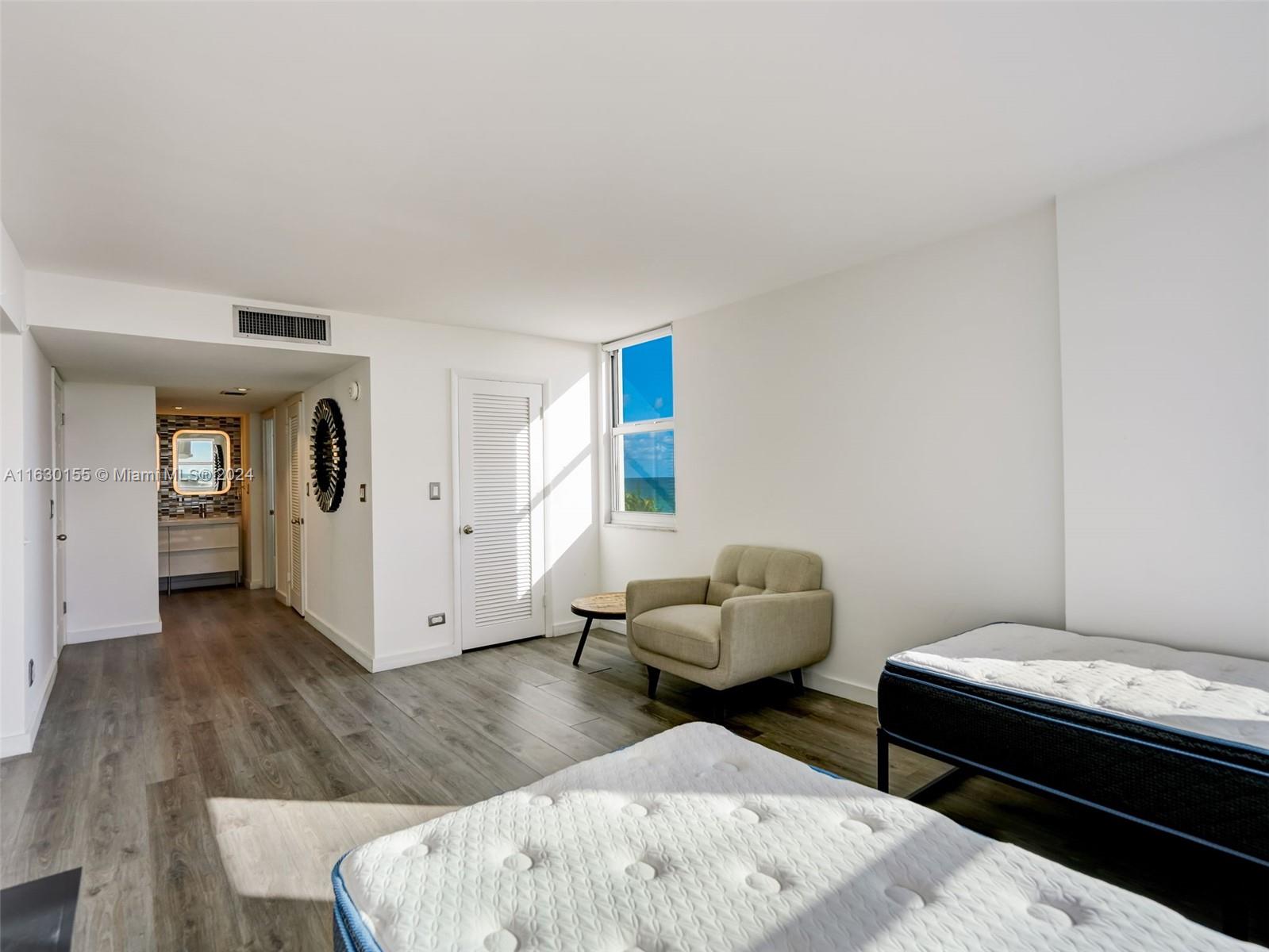 6039 Collins Ave # 502