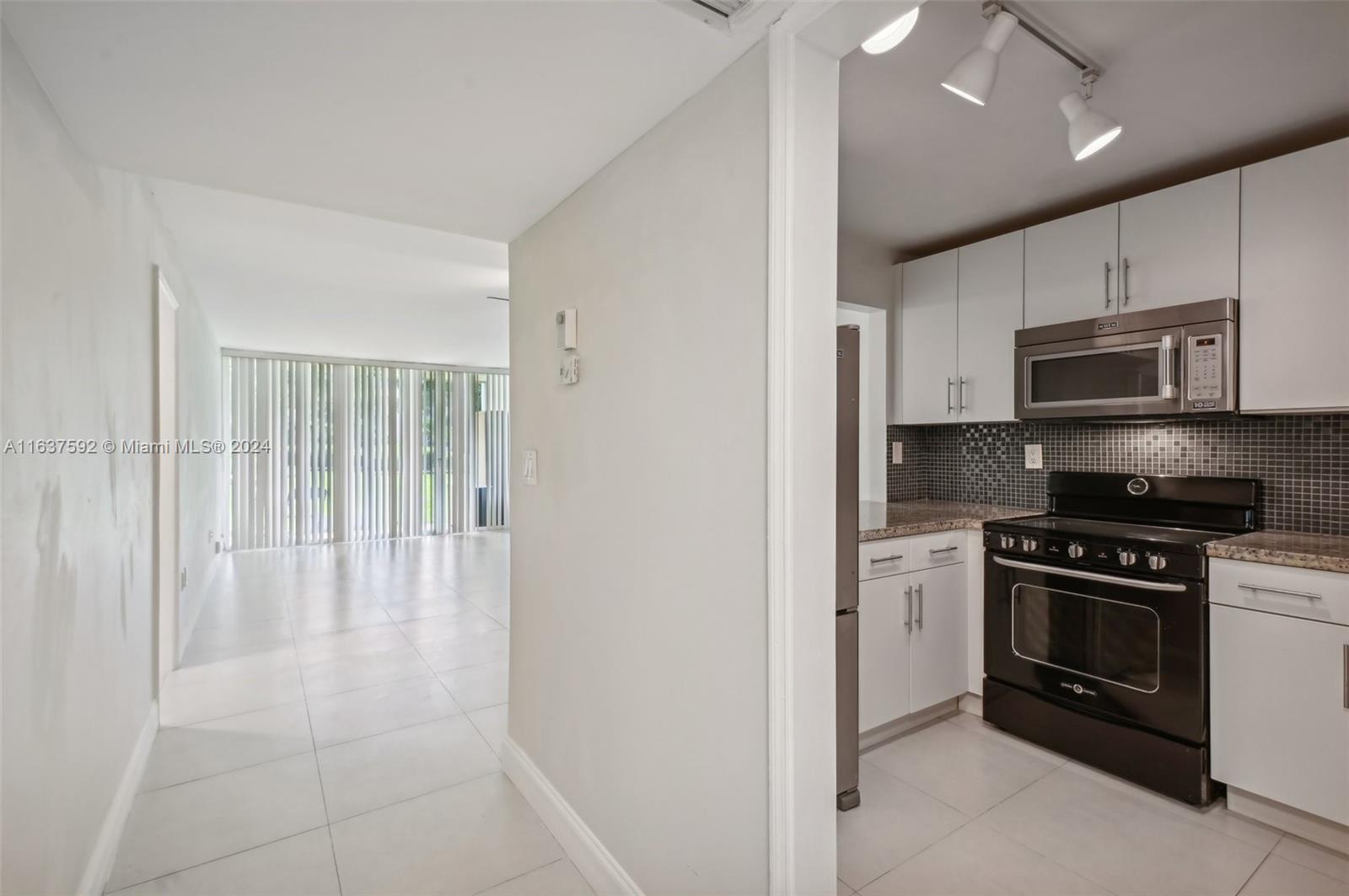 9451 Evergreen Pl # 102