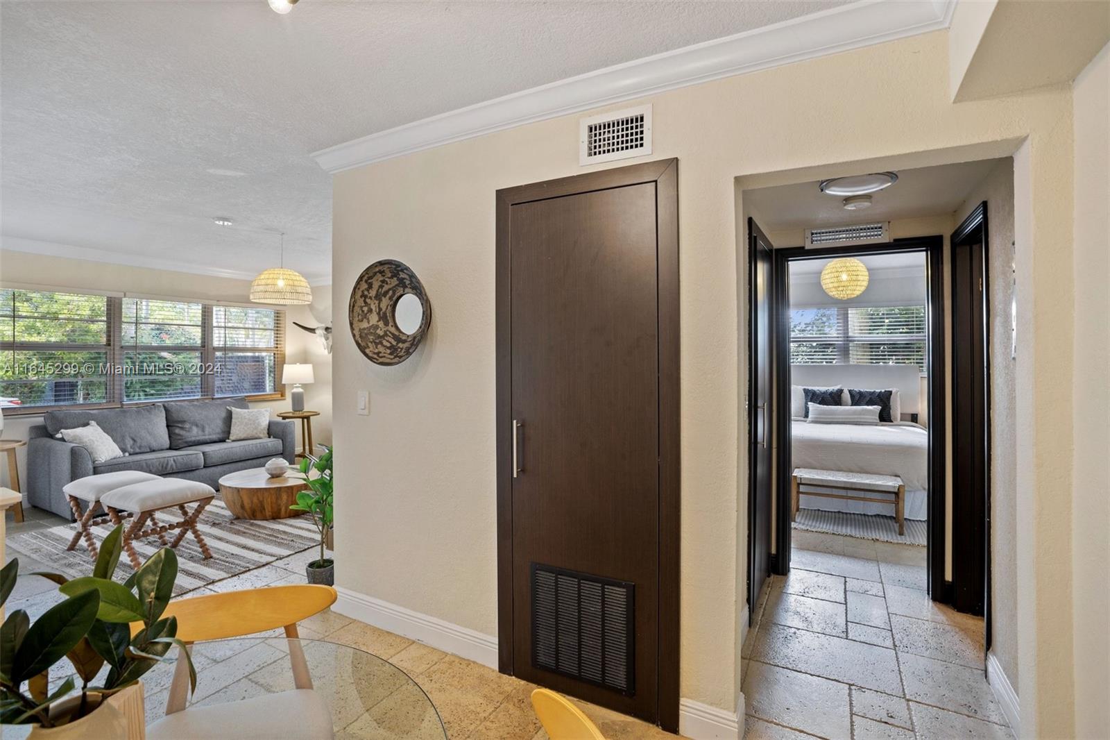 1800 Meridian Ave # 5