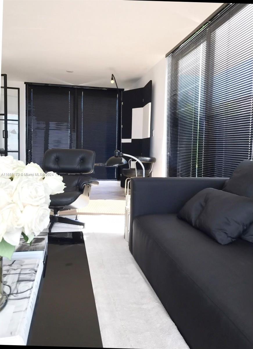 720 Coral Way # 14P