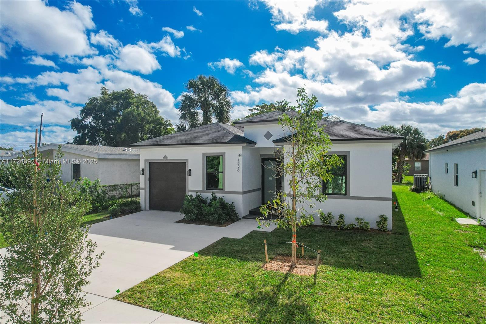 1920 NW 9th St