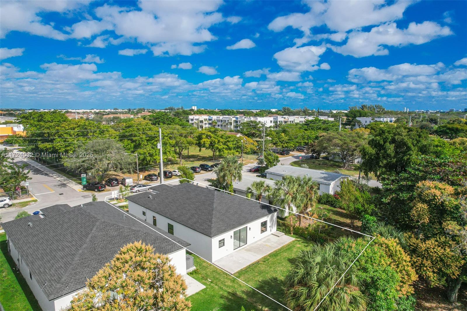 1920 NW 9th St
