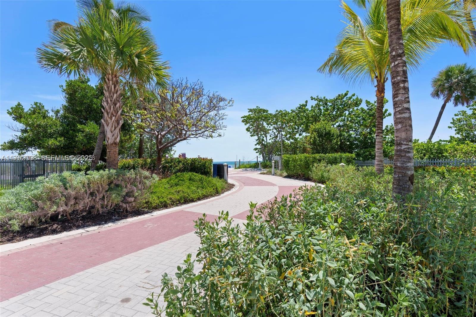 2655 Collins Ave # 1906