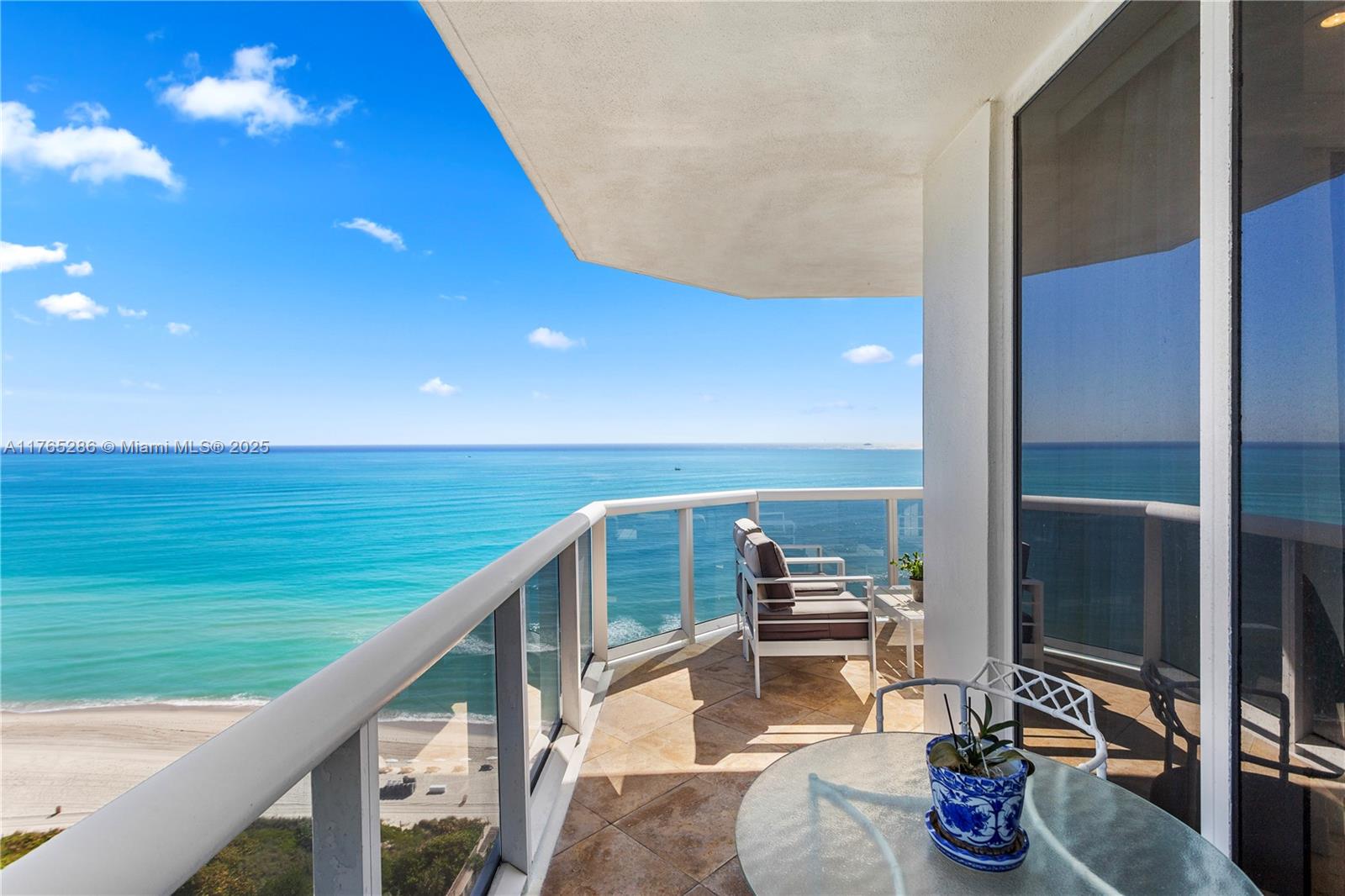 4775 Collins Ave # 2101