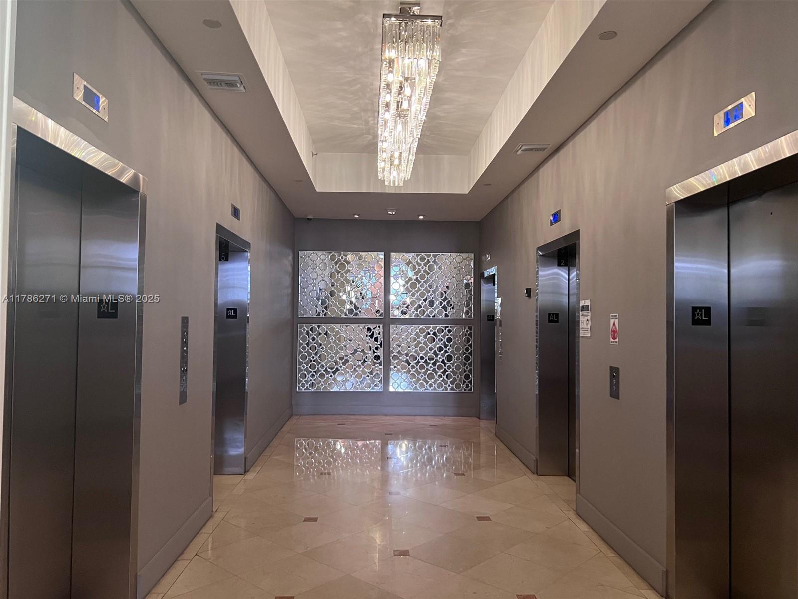 100 Lincoln Rd # 908