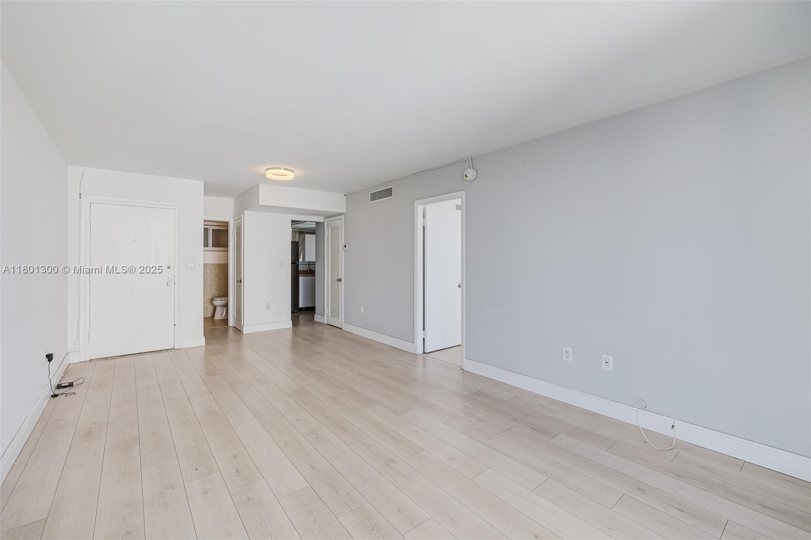 1345 Lincoln # 1006