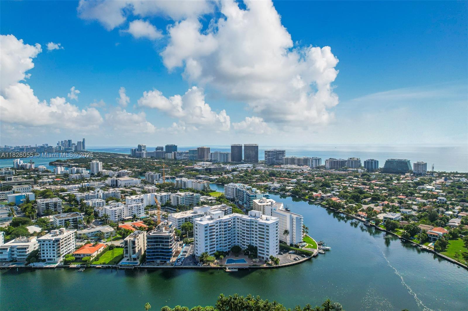 9102 W Bay Harbor Dr # D Unit: 5-D