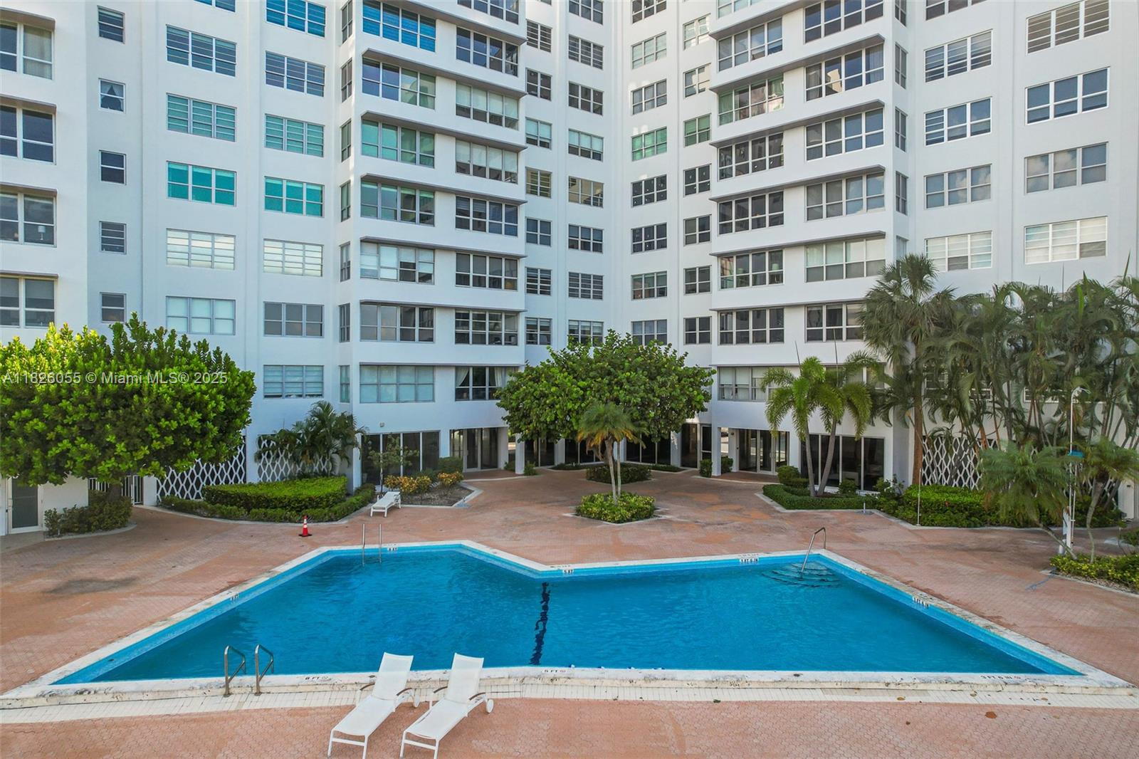 9102 W Bay Harbor Dr # D Unit: 5-D