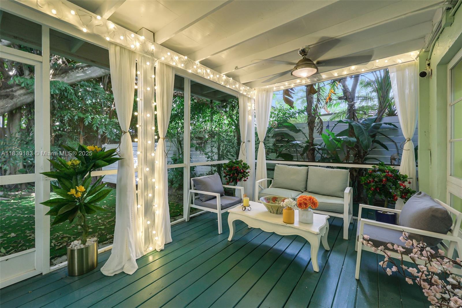 837 Espanola Way