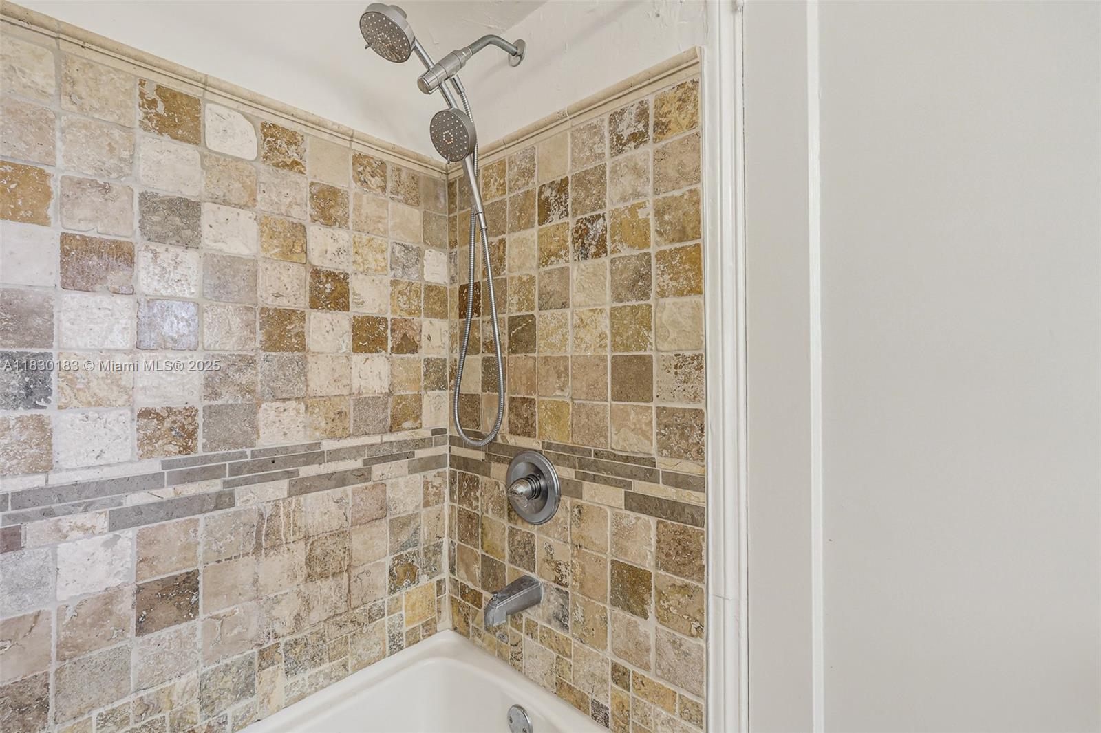 837 Espanola Way
