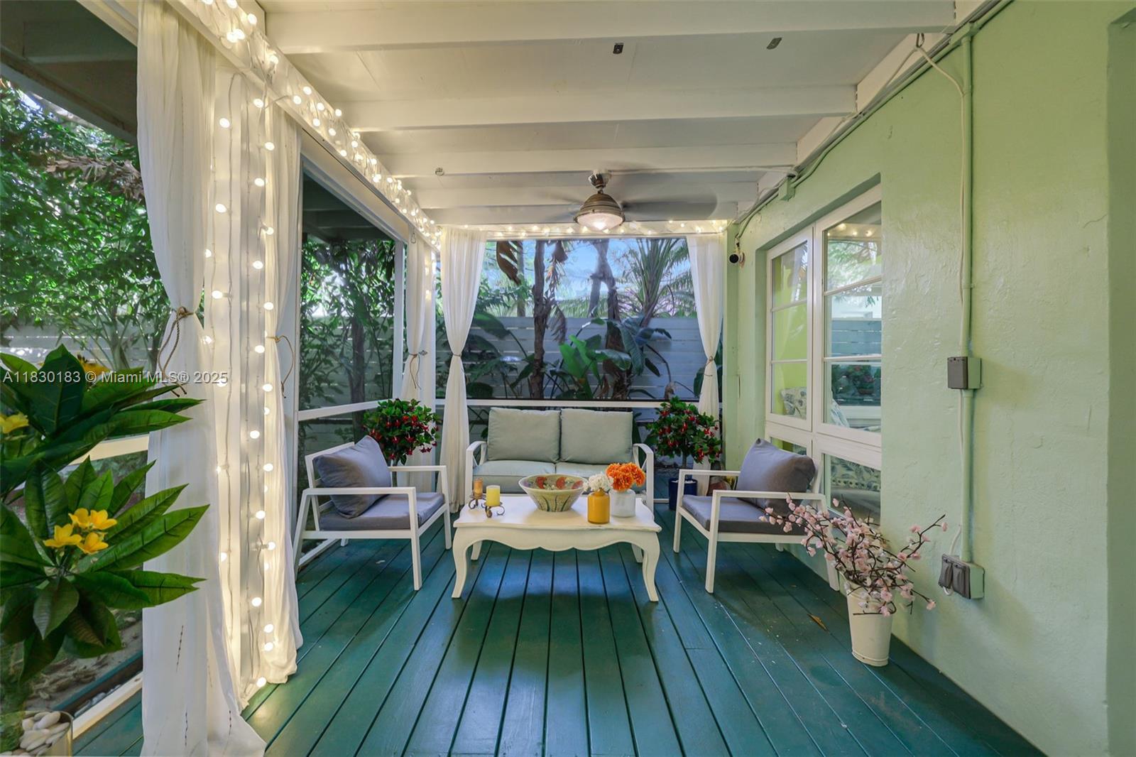 837 Espanola Way