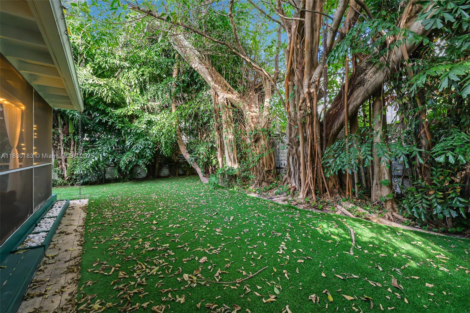 837 Espanola Way