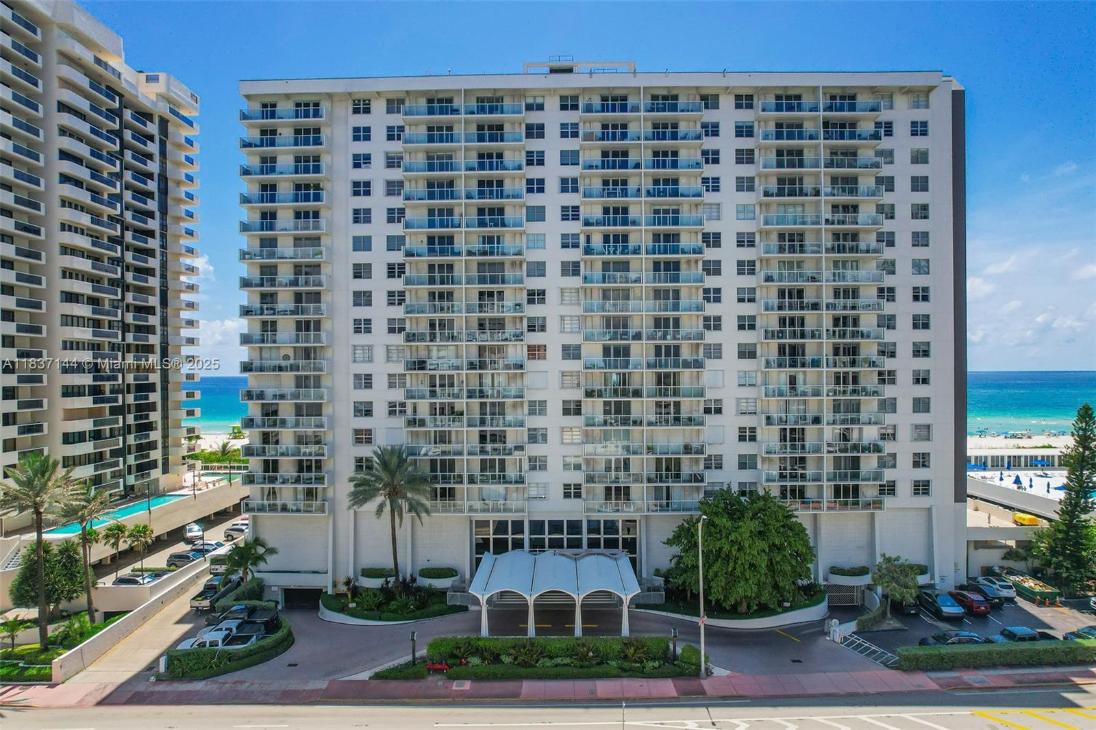 5701 Collins Ave # 1611