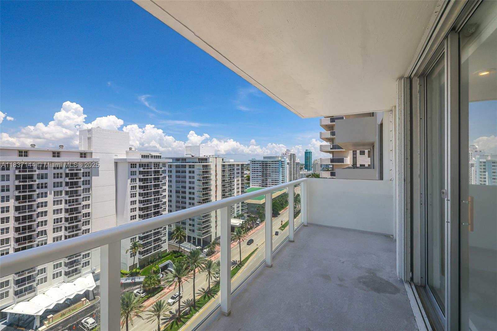 5701 Collins Ave # 1611