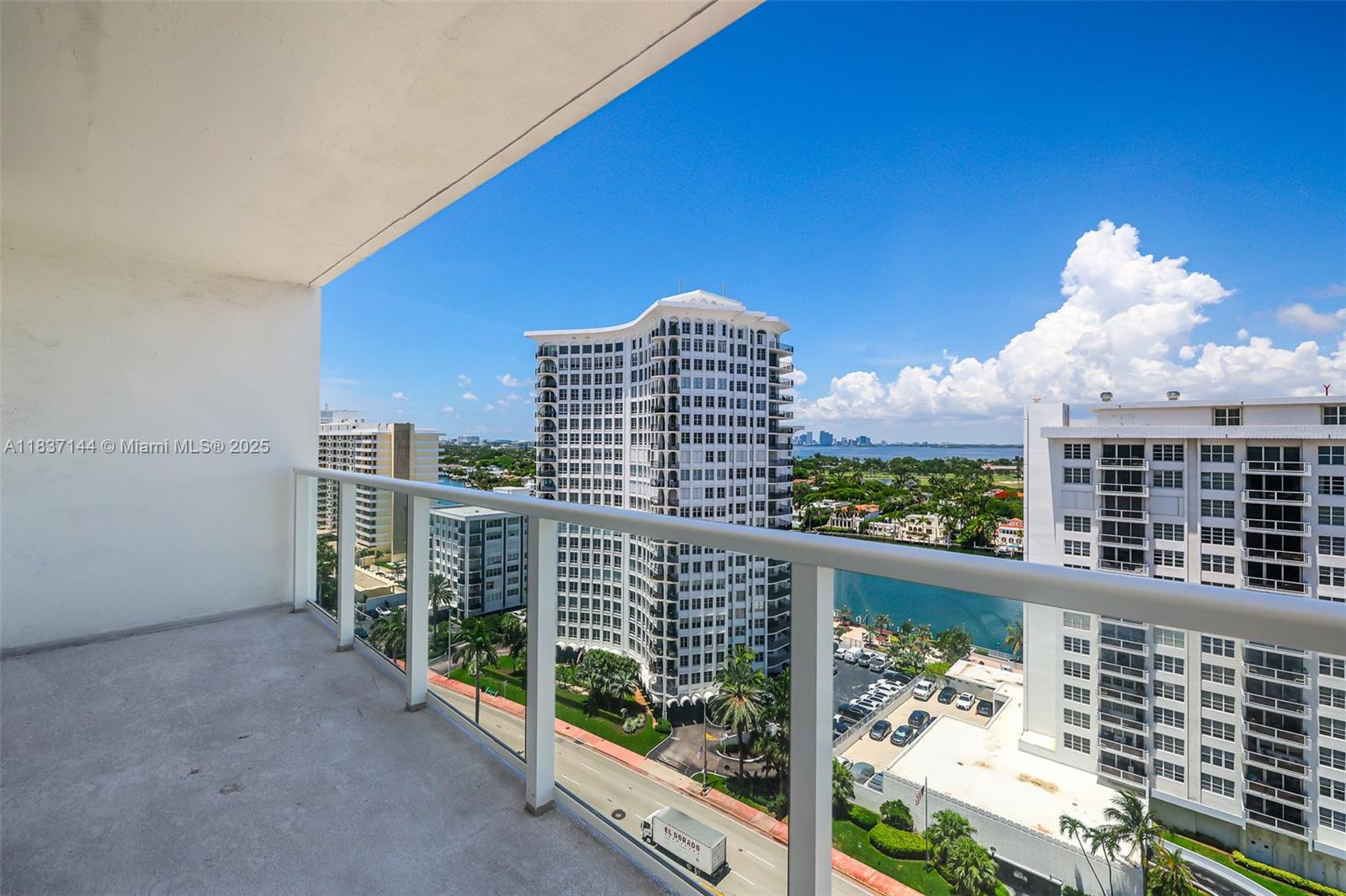 5701 Collins Ave # 1611