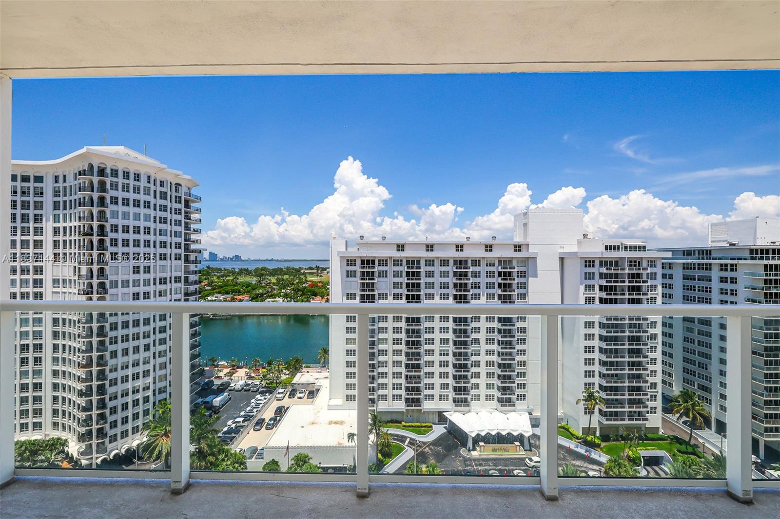 5701 Collins Ave # 1611