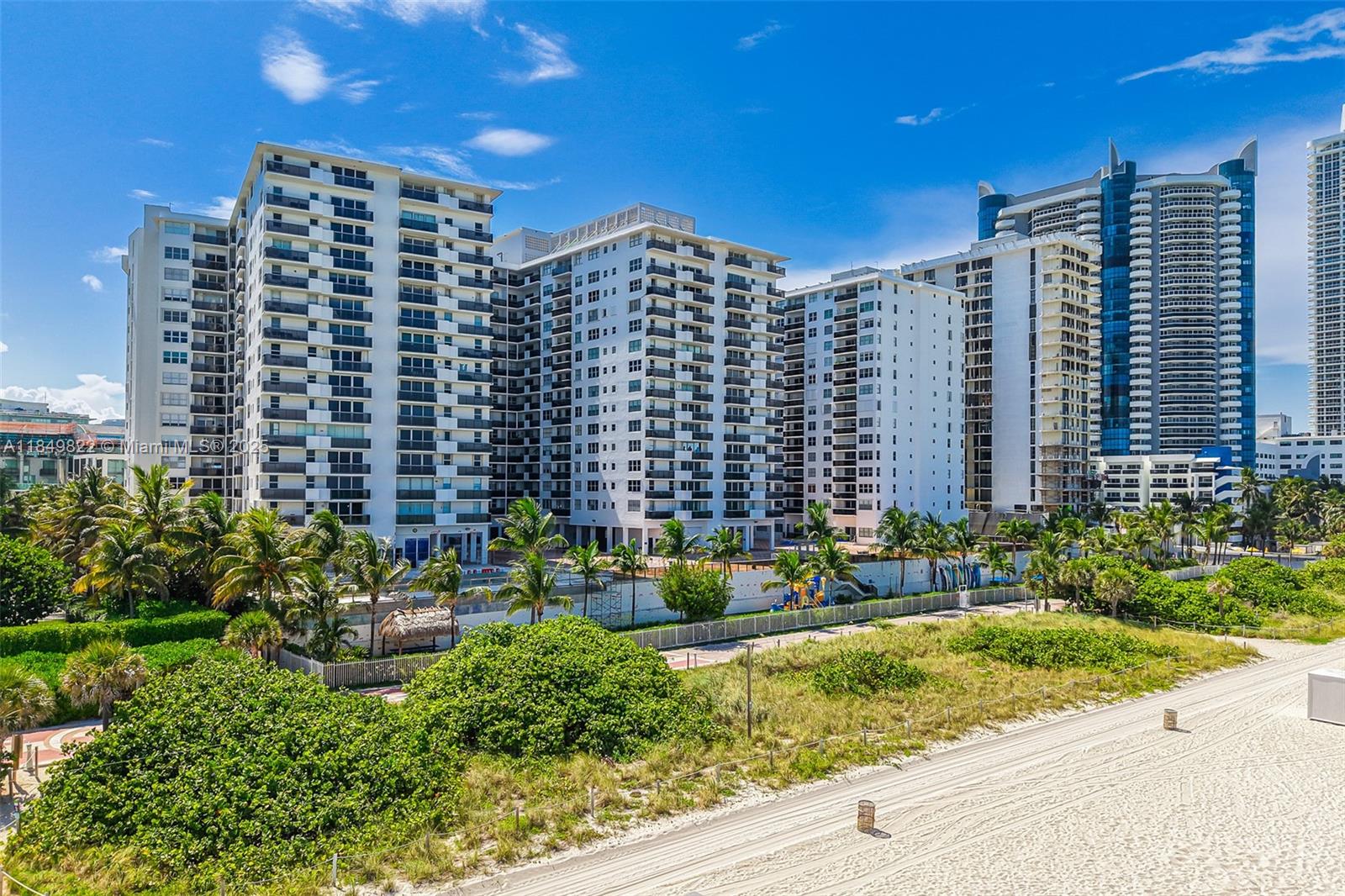 6039 Collins Ave # 936