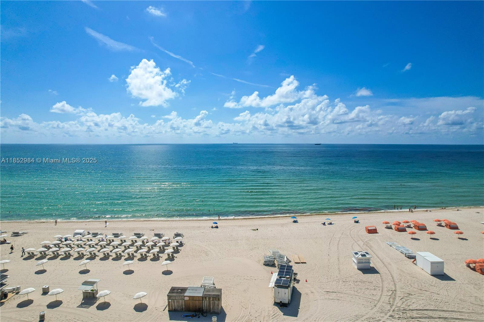 2301 Collins Ave # 523