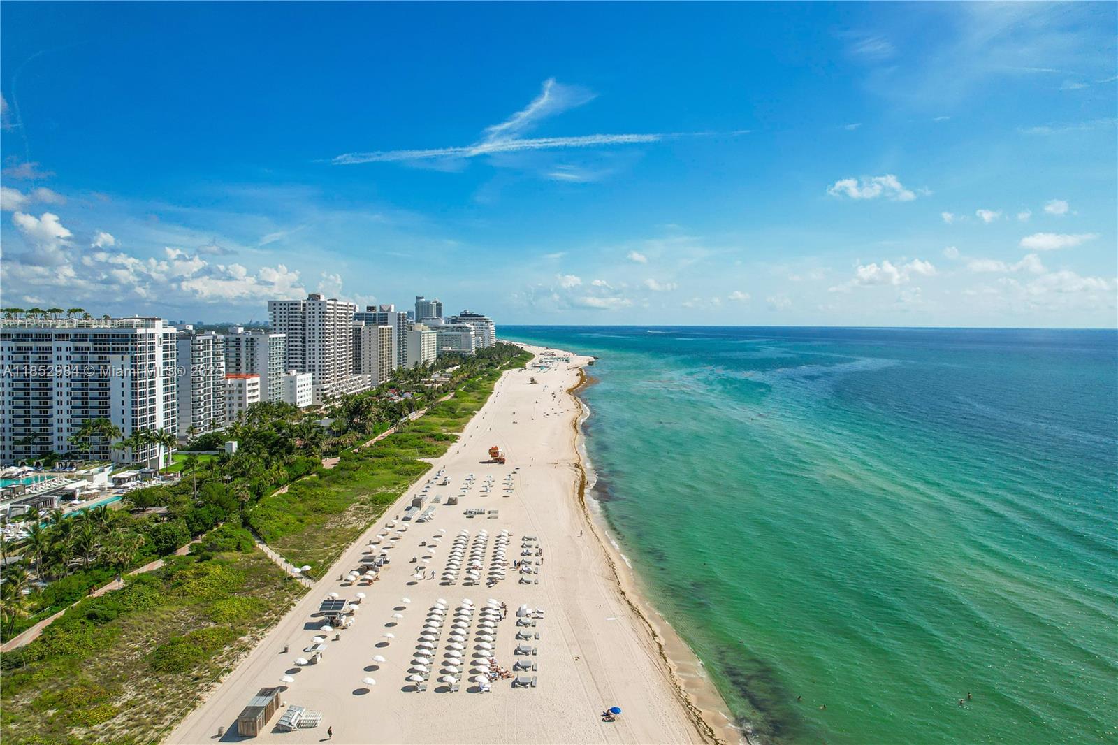 2301 Collins Ave # 523