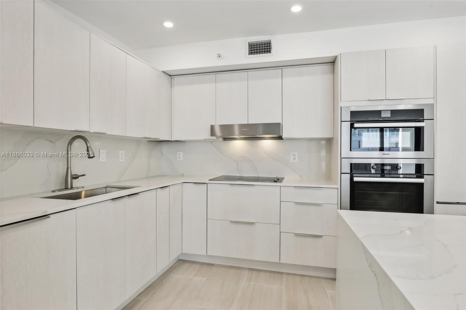 9 Island Ave # 1209