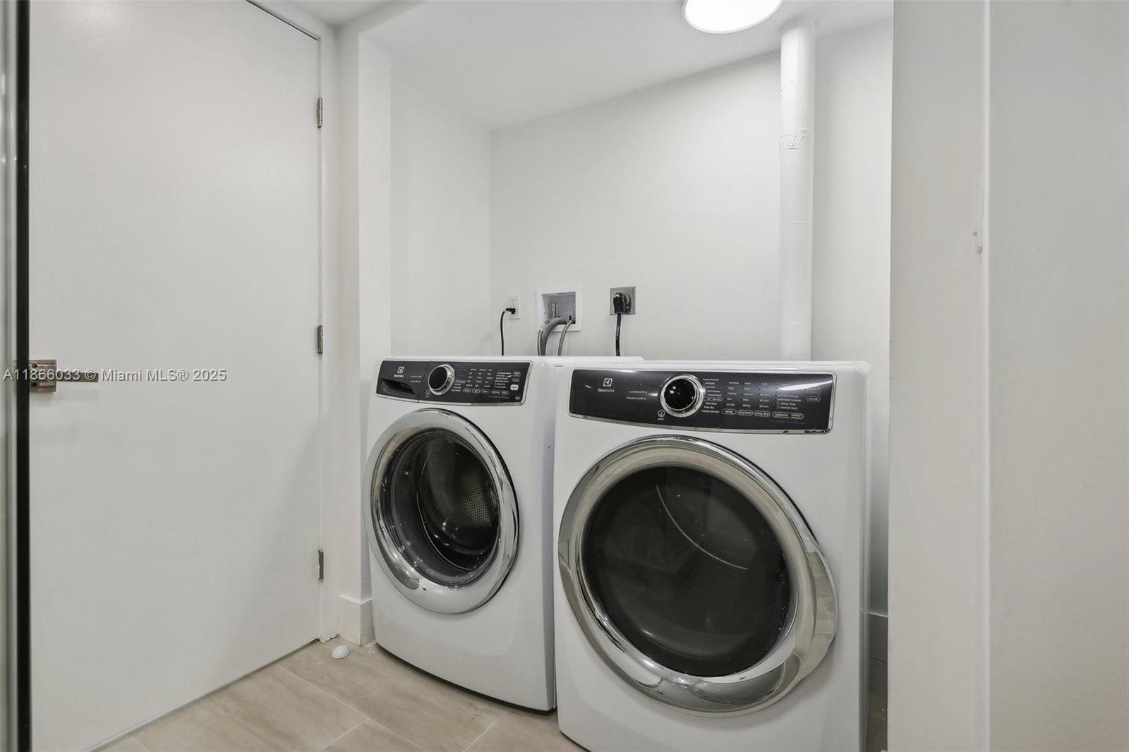 9 Island Ave # 1209