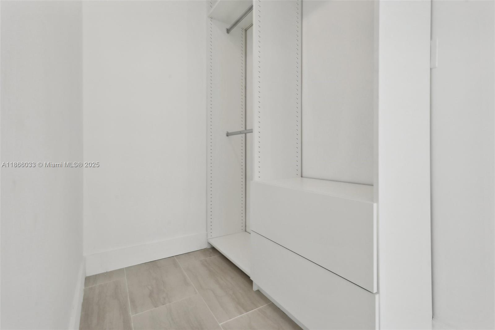 9 Island Ave # 1209