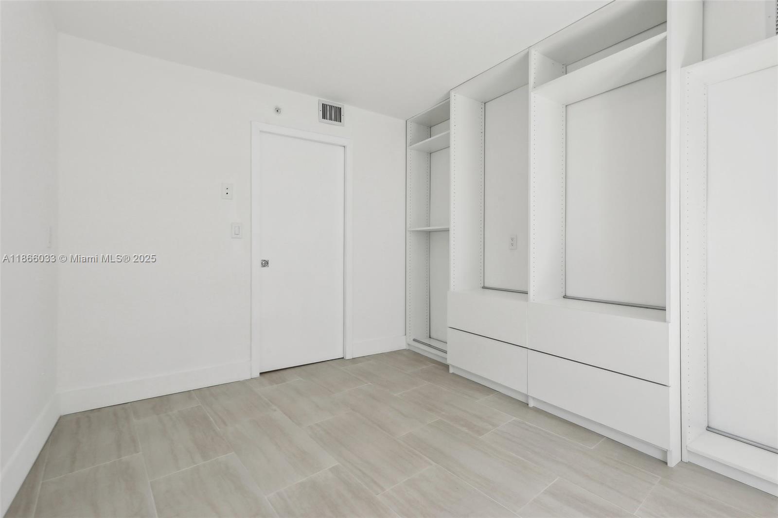 9 Island Ave # 1209