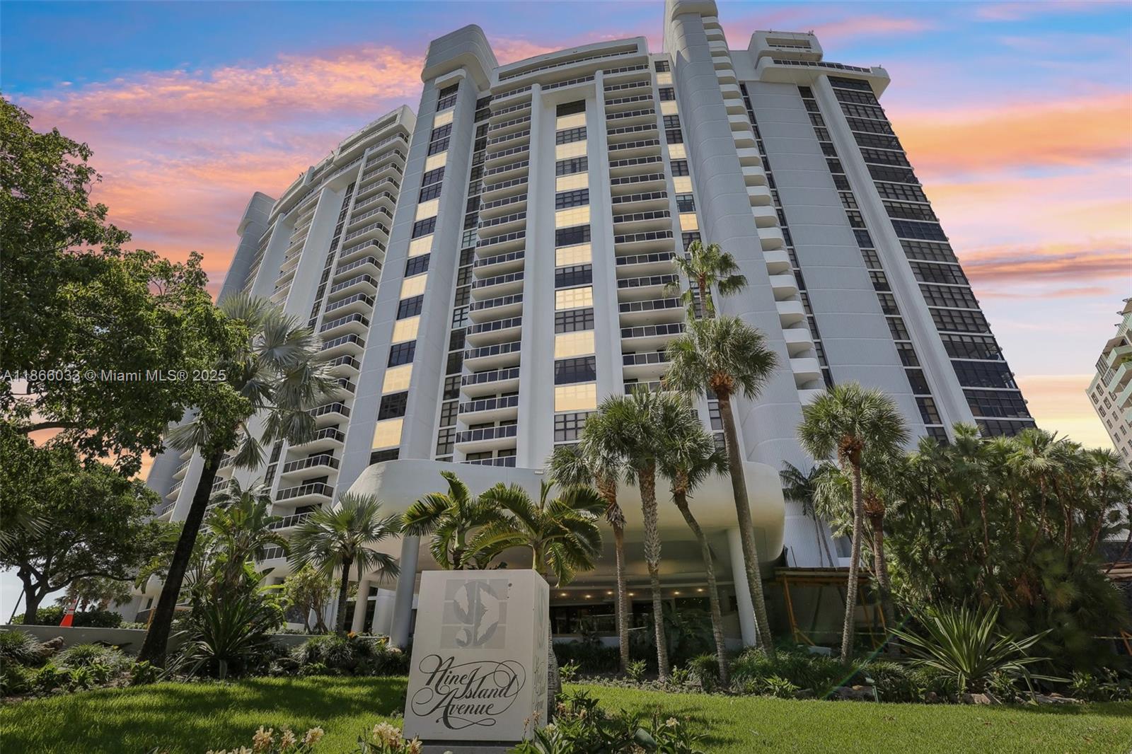 9 Island Ave # 1209