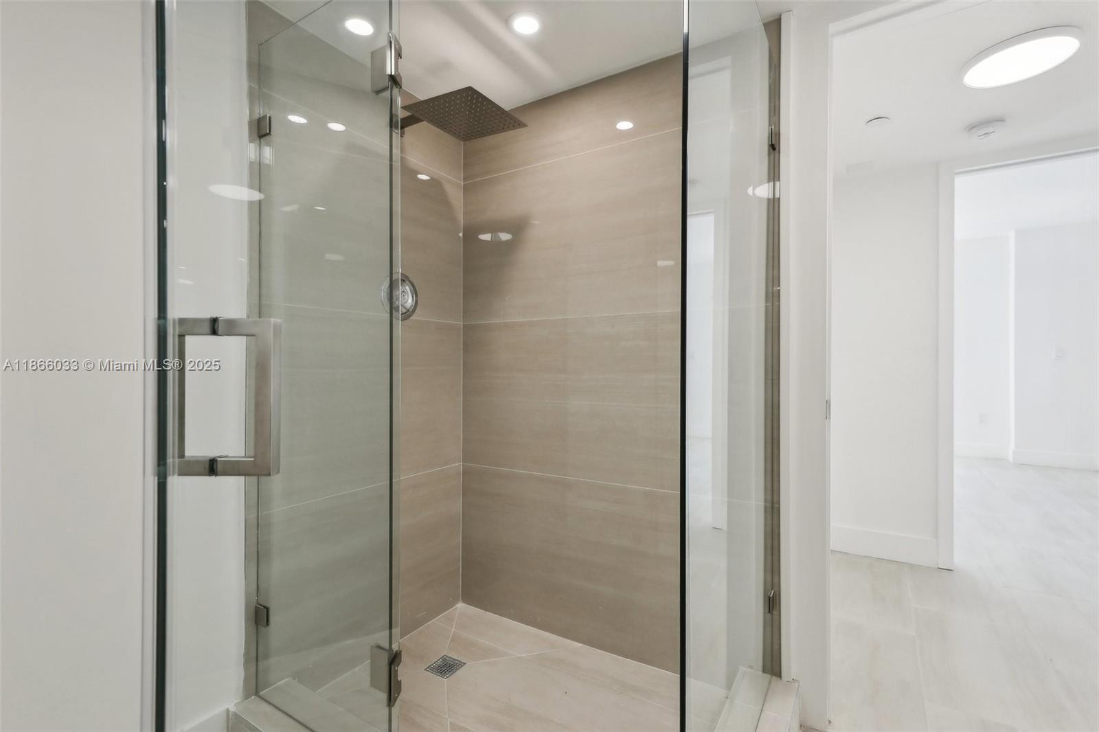 9 Island Ave # 1209