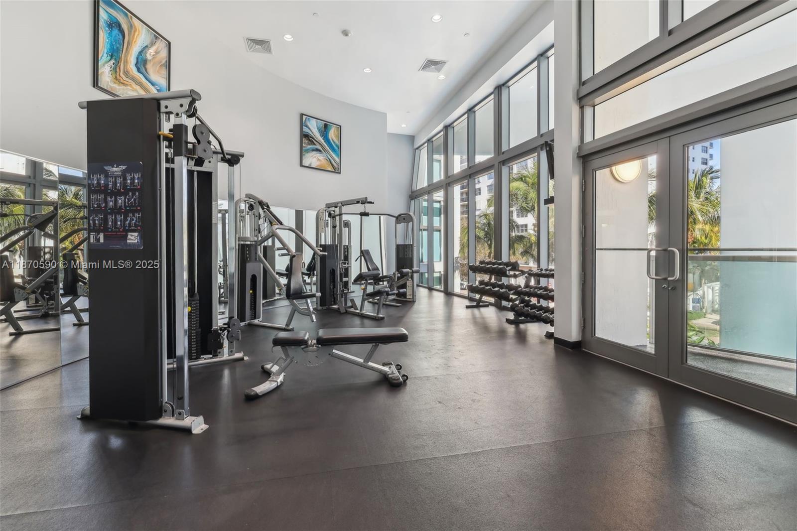 6000 Collins Ave # 304
