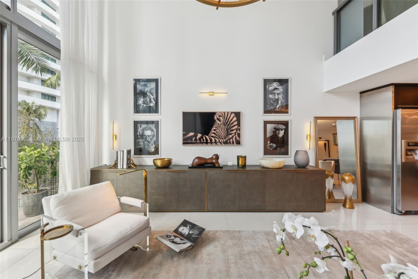 6000 Collins Ave # 304