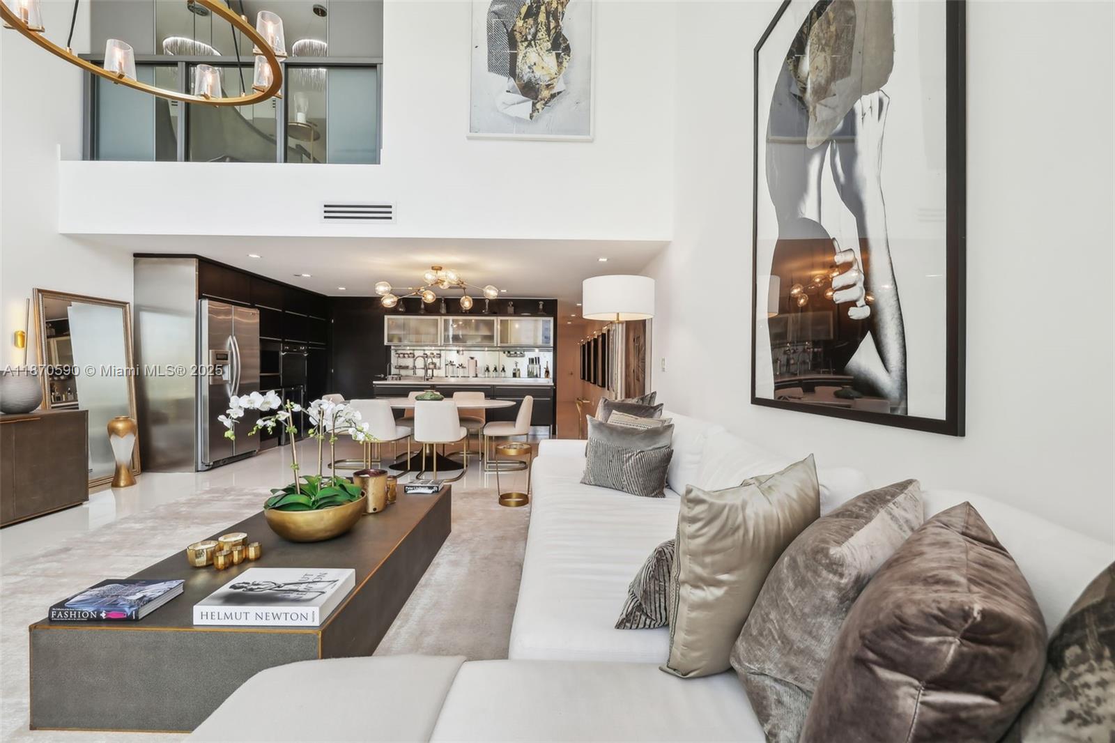 6000 Collins Ave # 304