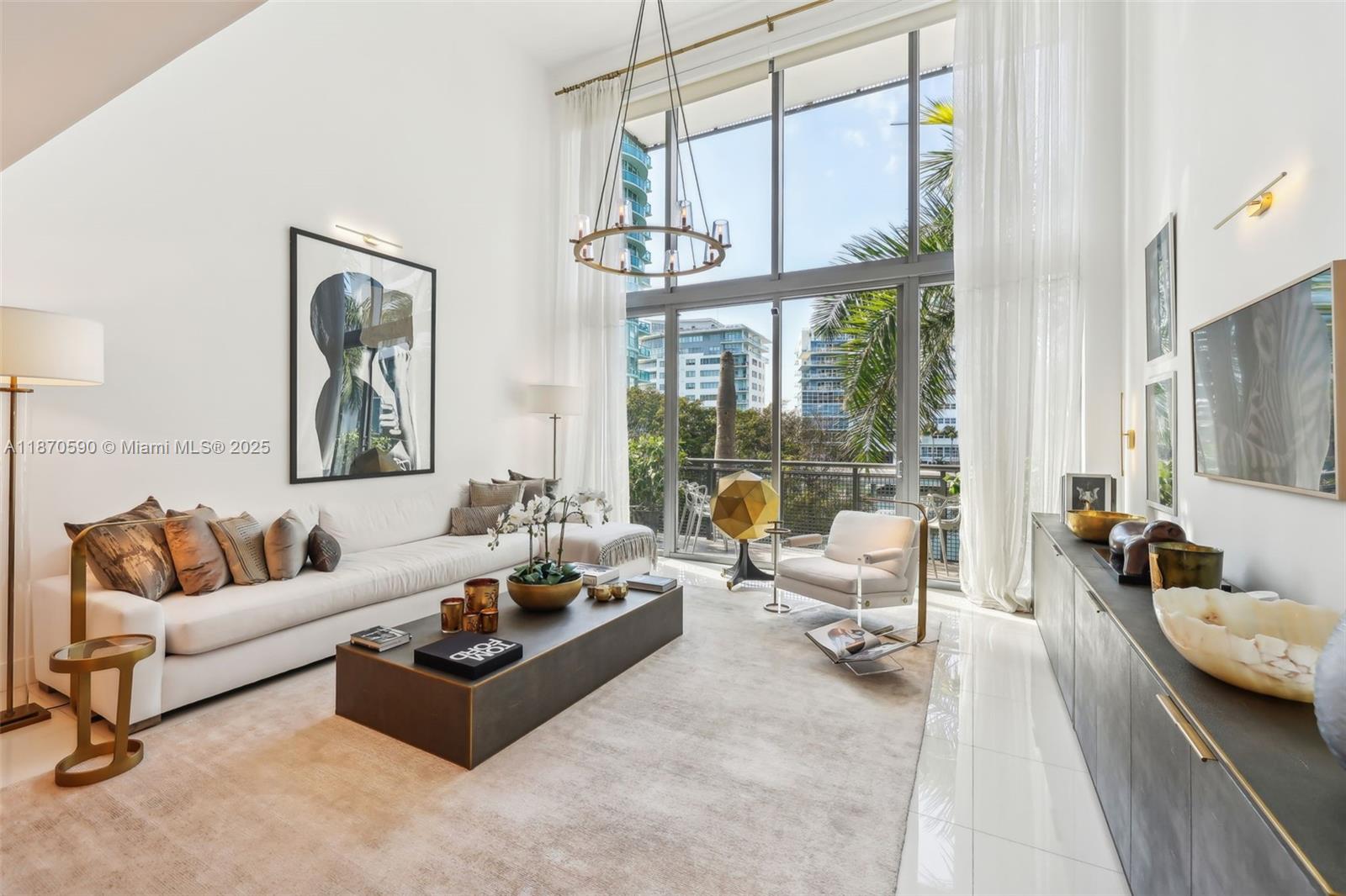 6000 Collins Ave # 304