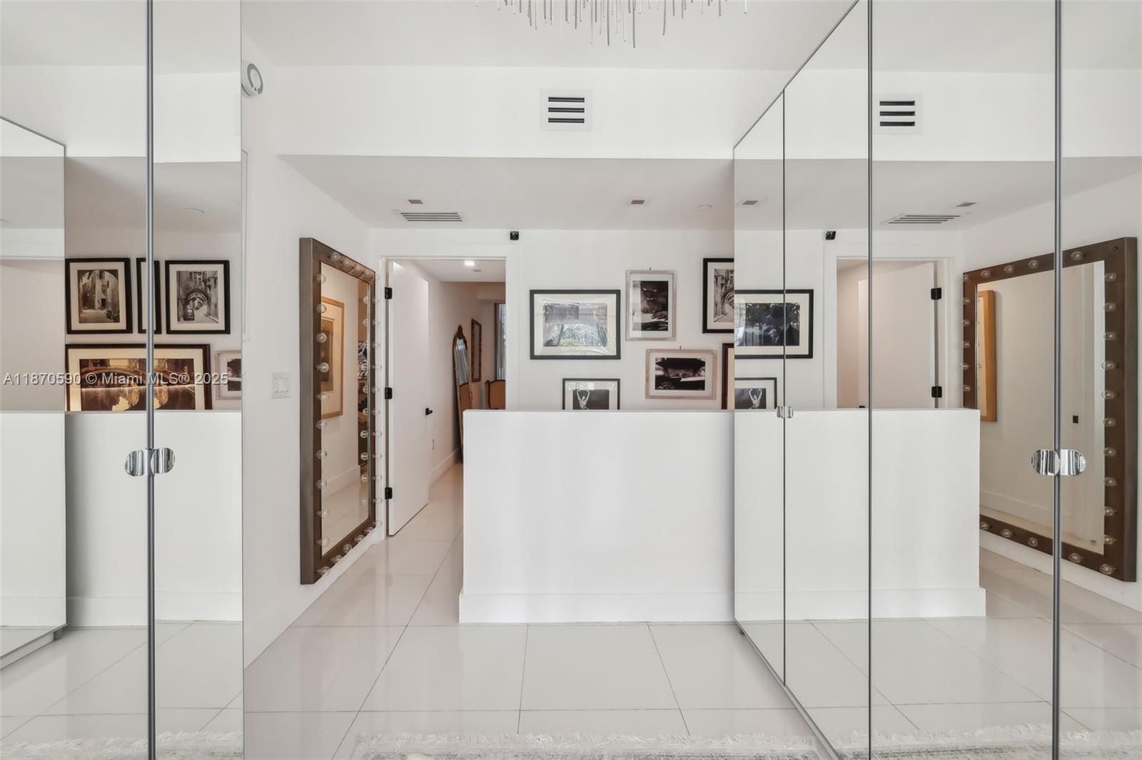 6000 Collins Ave # 304