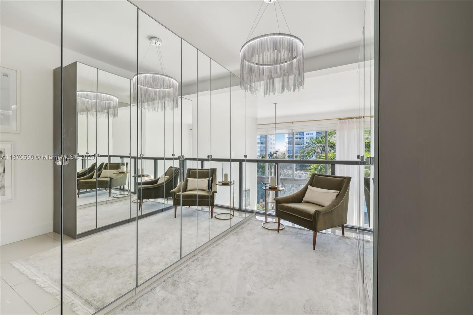 6000 Collins Ave # 304