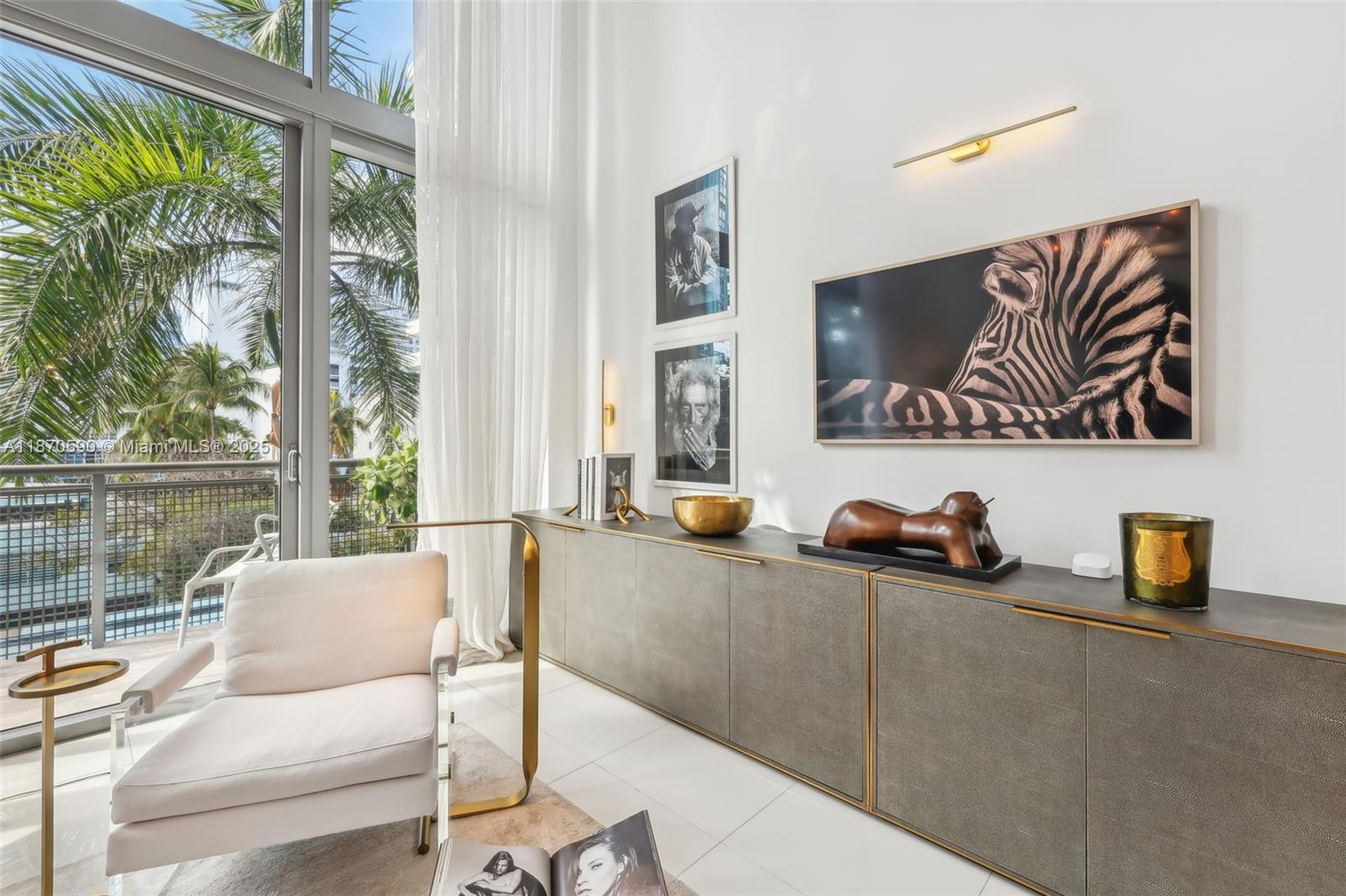 6000 Collins Ave # 304