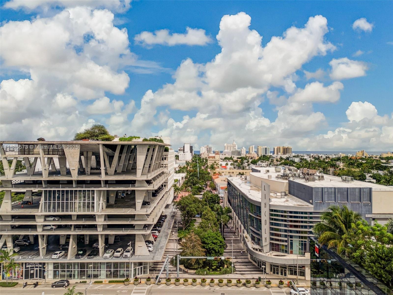 1300 Lincoln Rd # B402