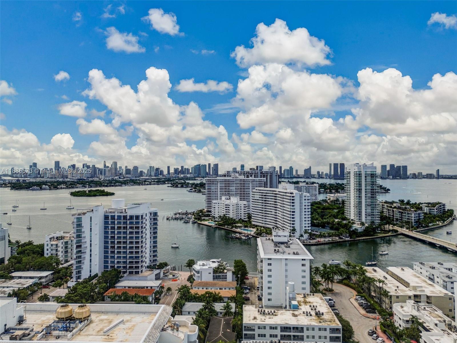 1300 Lincoln Rd # B402