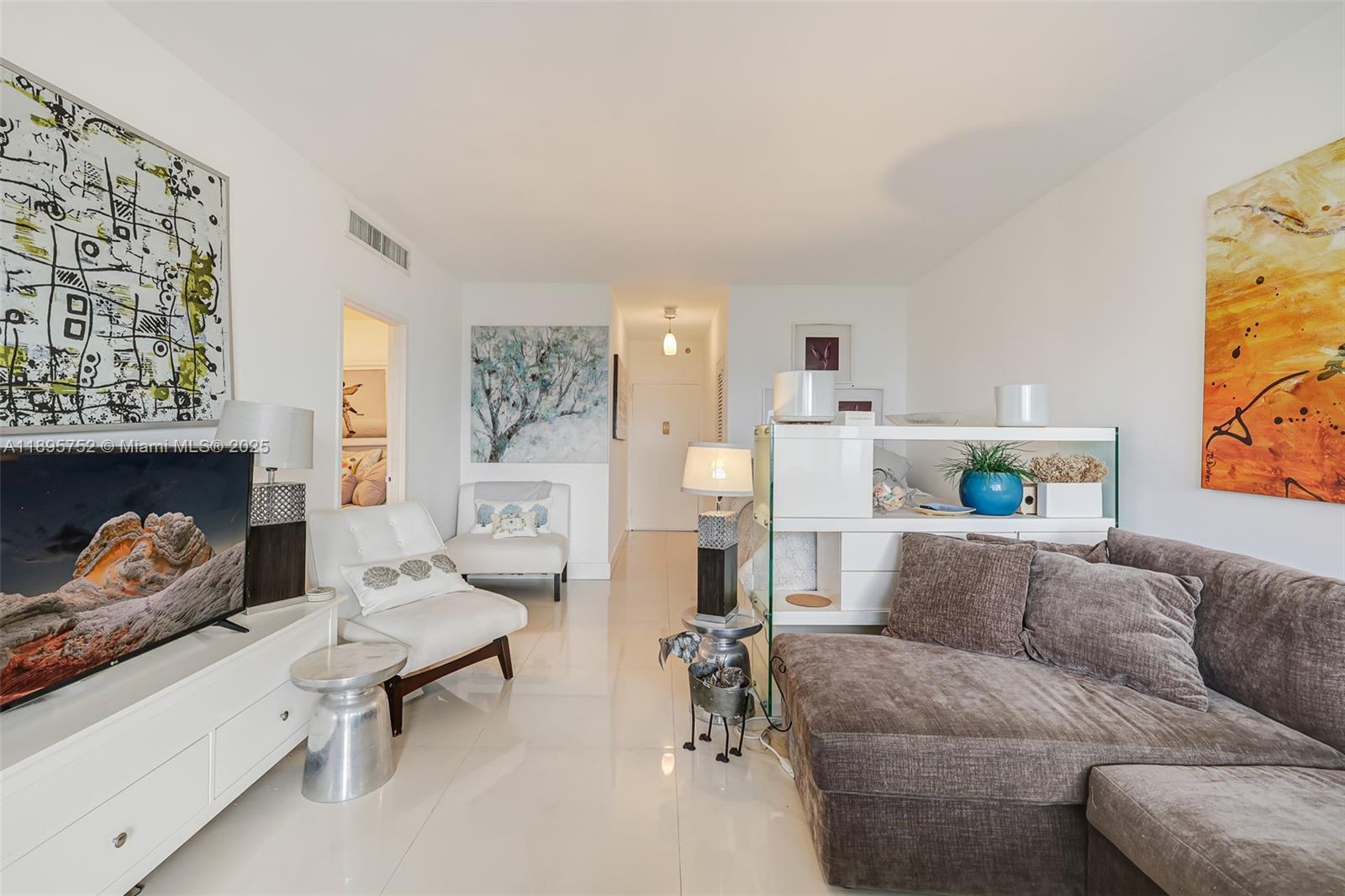 3 Island Ave # 14A