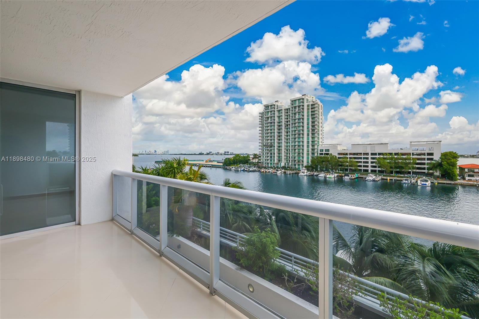 7929 West Dr # 501