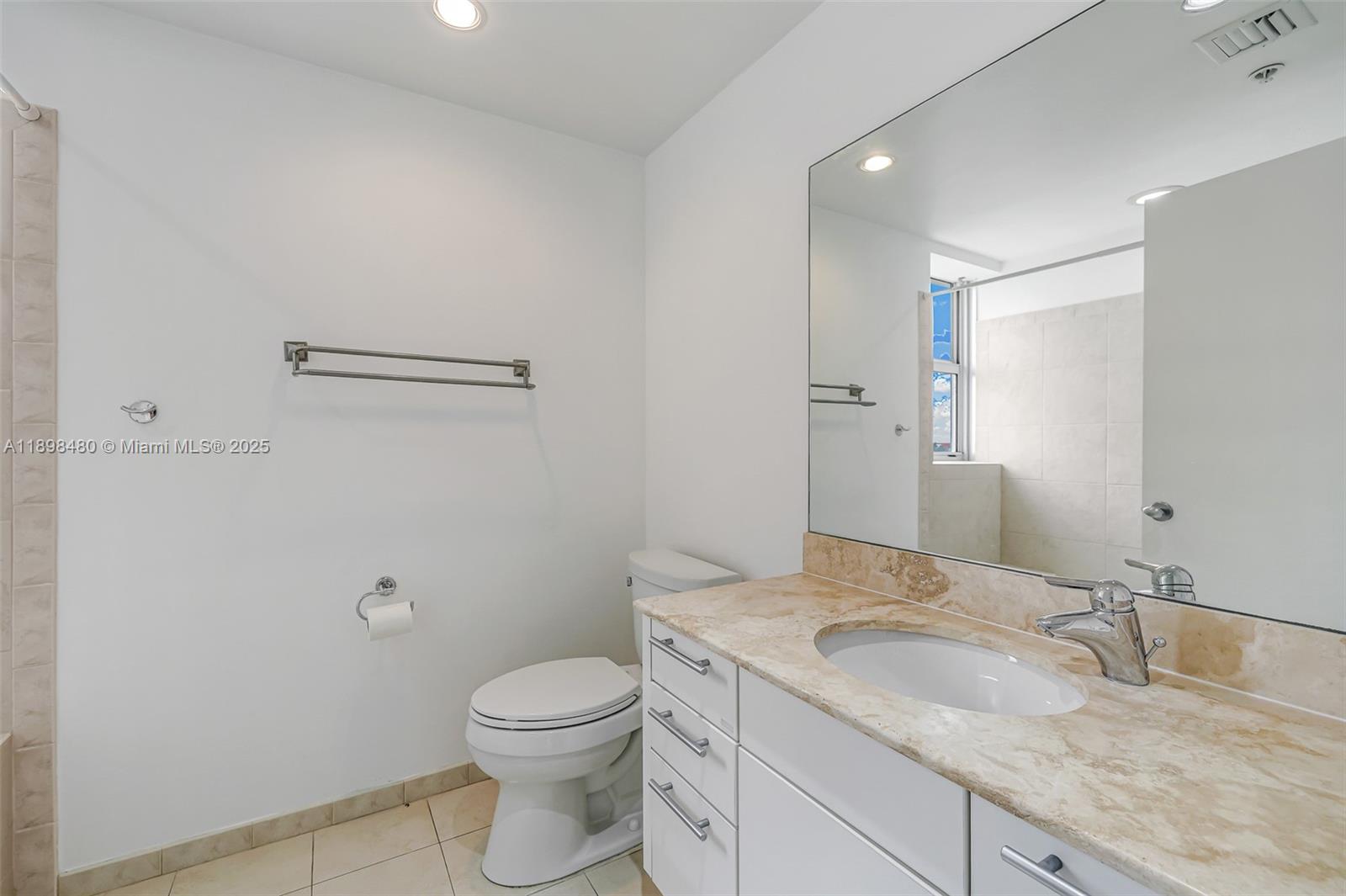 7929 West Dr # 501