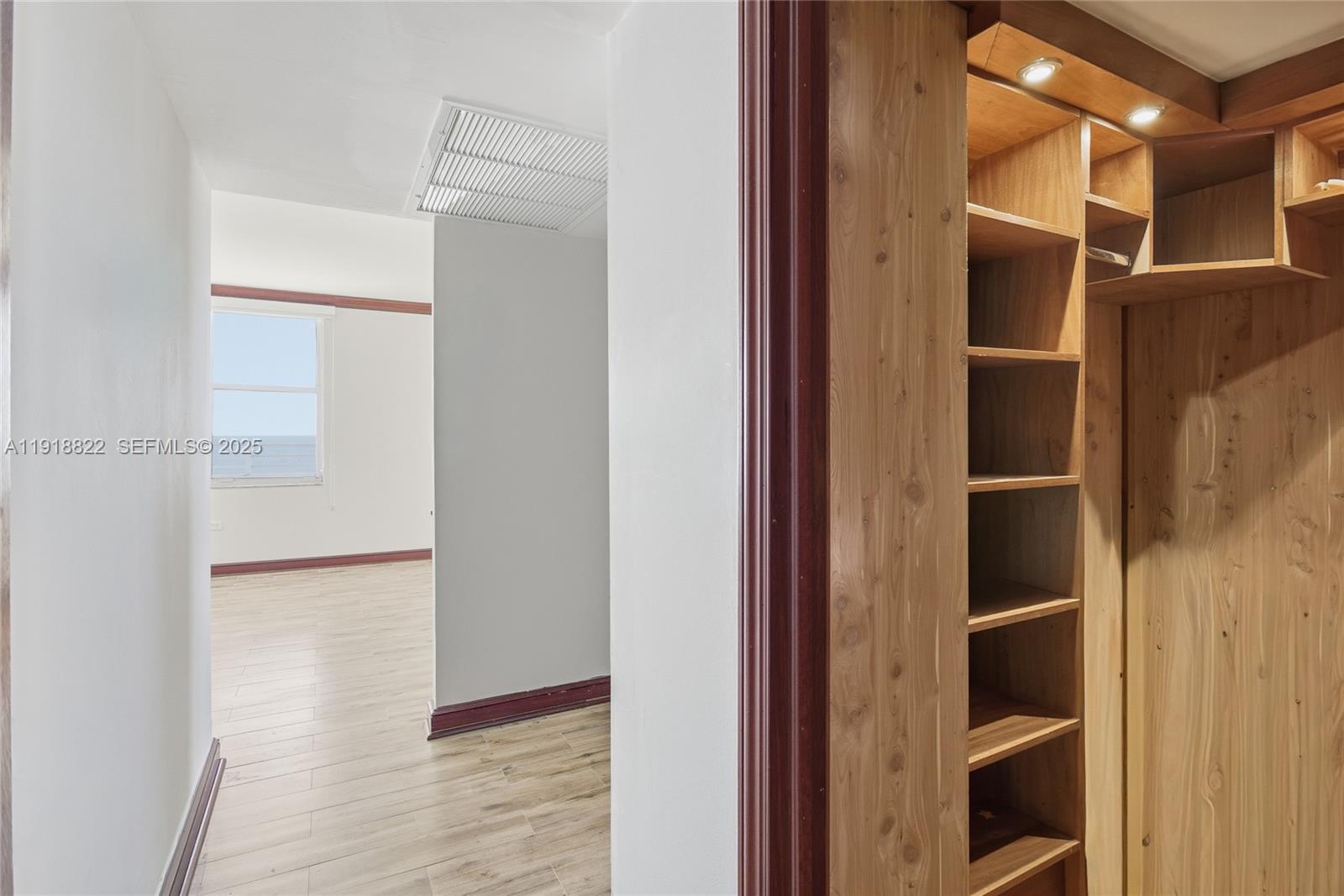 5555 Collins Ave # 12N
