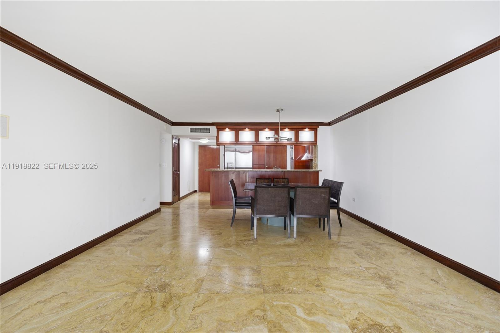 5555 Collins Ave # 12N