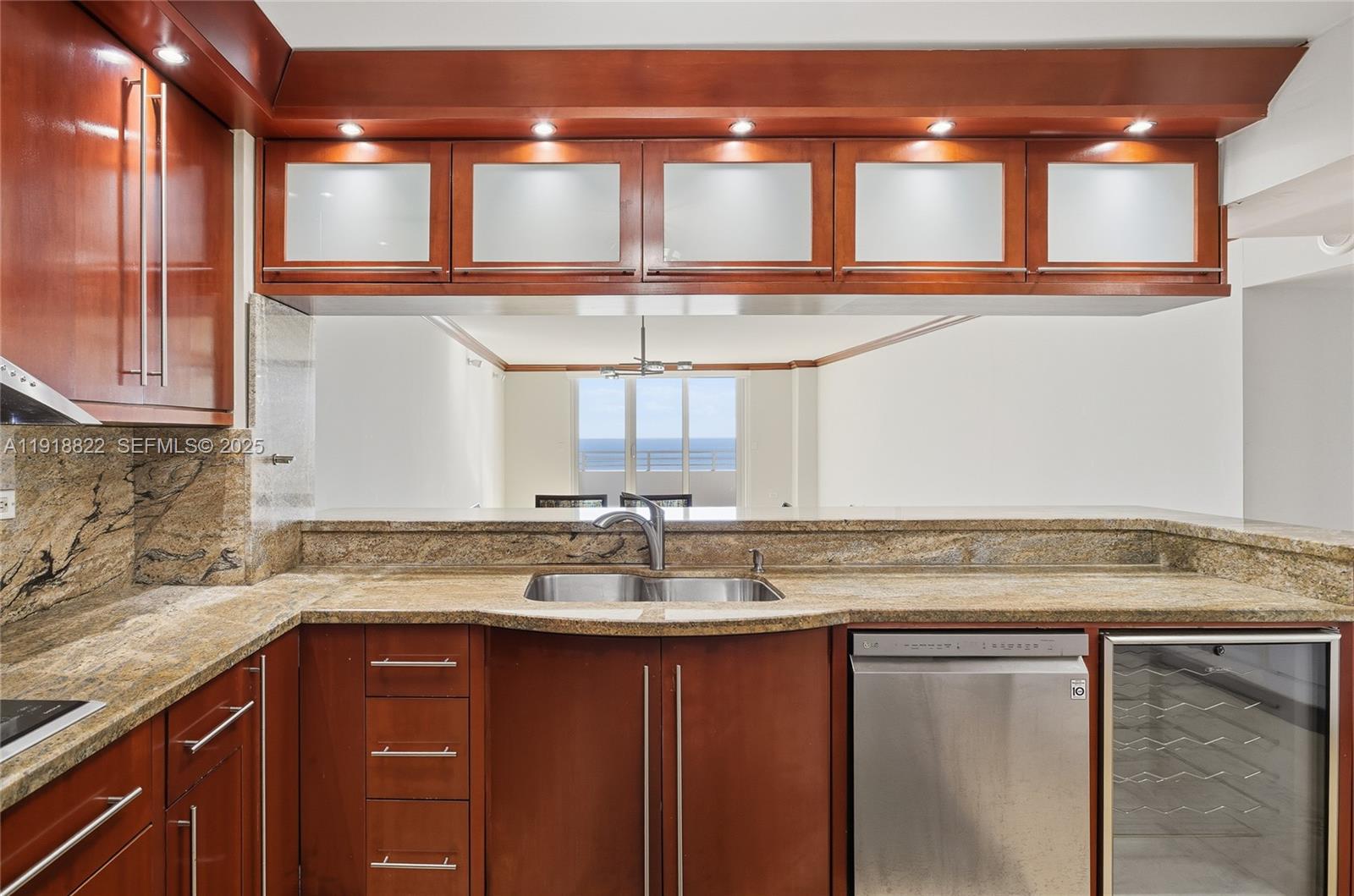 5555 Collins Ave # 12N