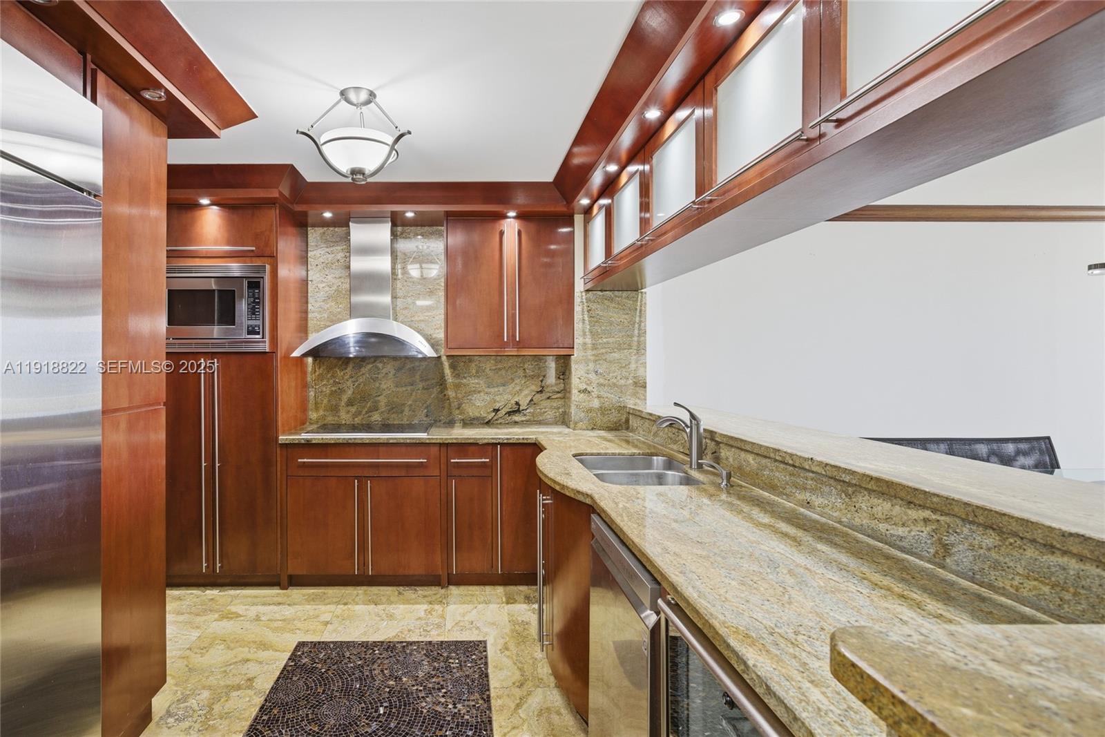 5555 Collins Ave # 12N