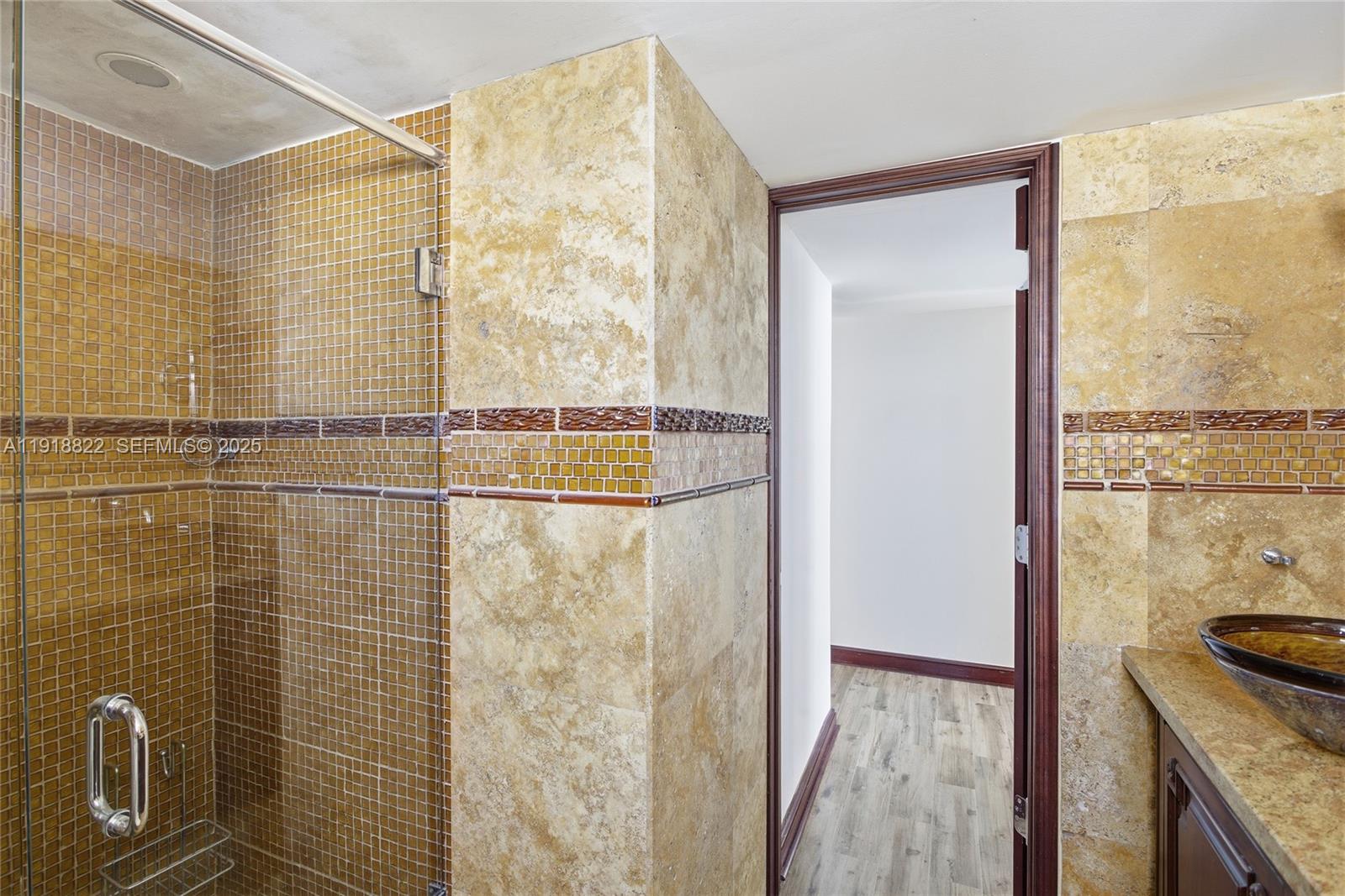 5555 Collins Ave # 12N
