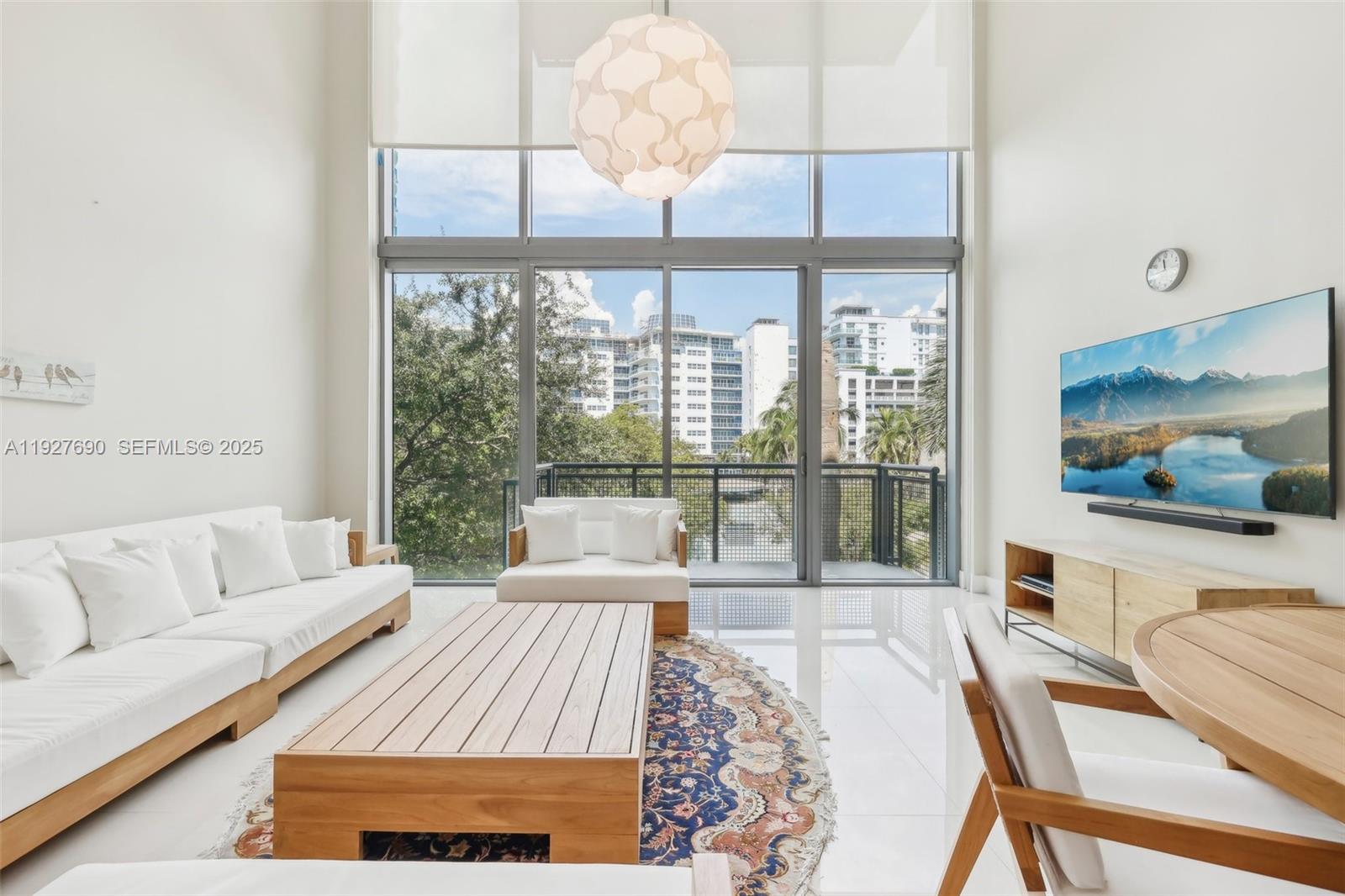 6000 Collins Ave # 306