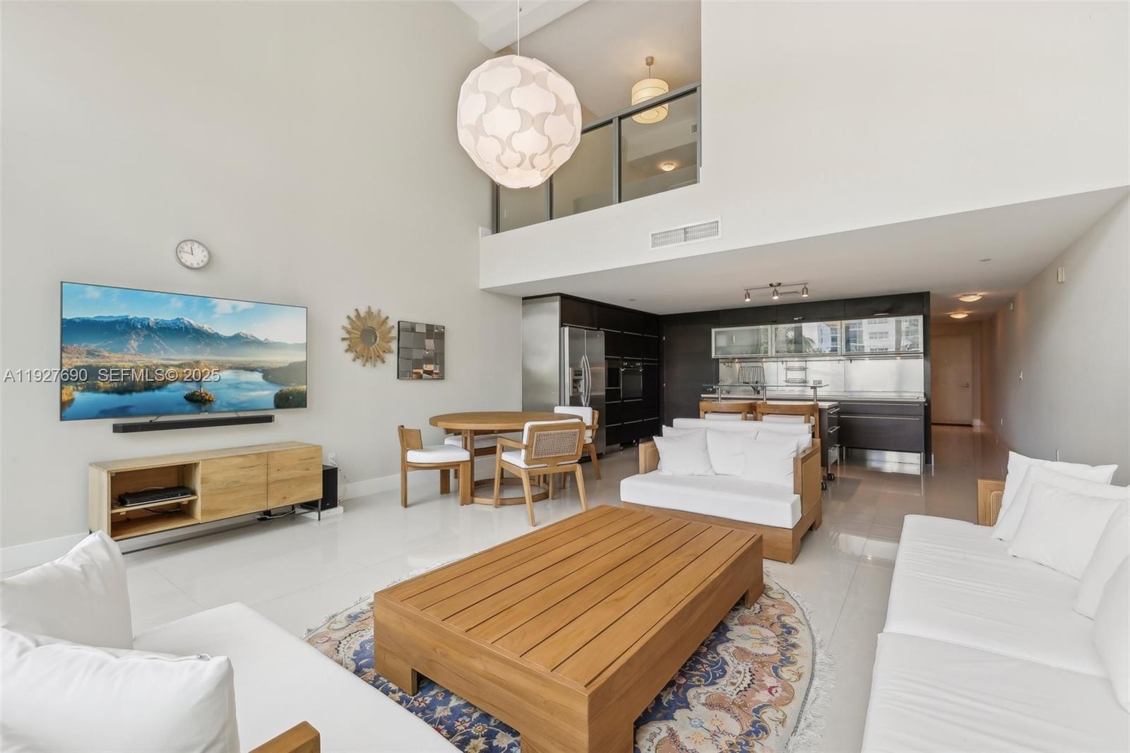 6000 Collins Ave # 306