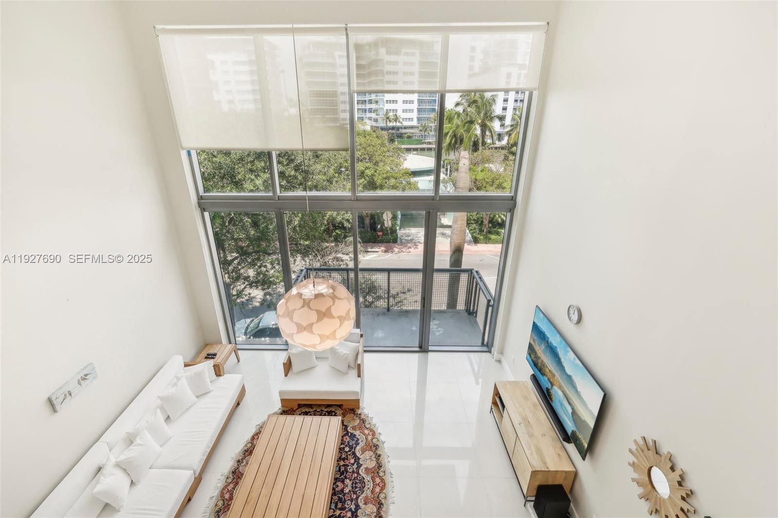 6000 Collins Ave # 306