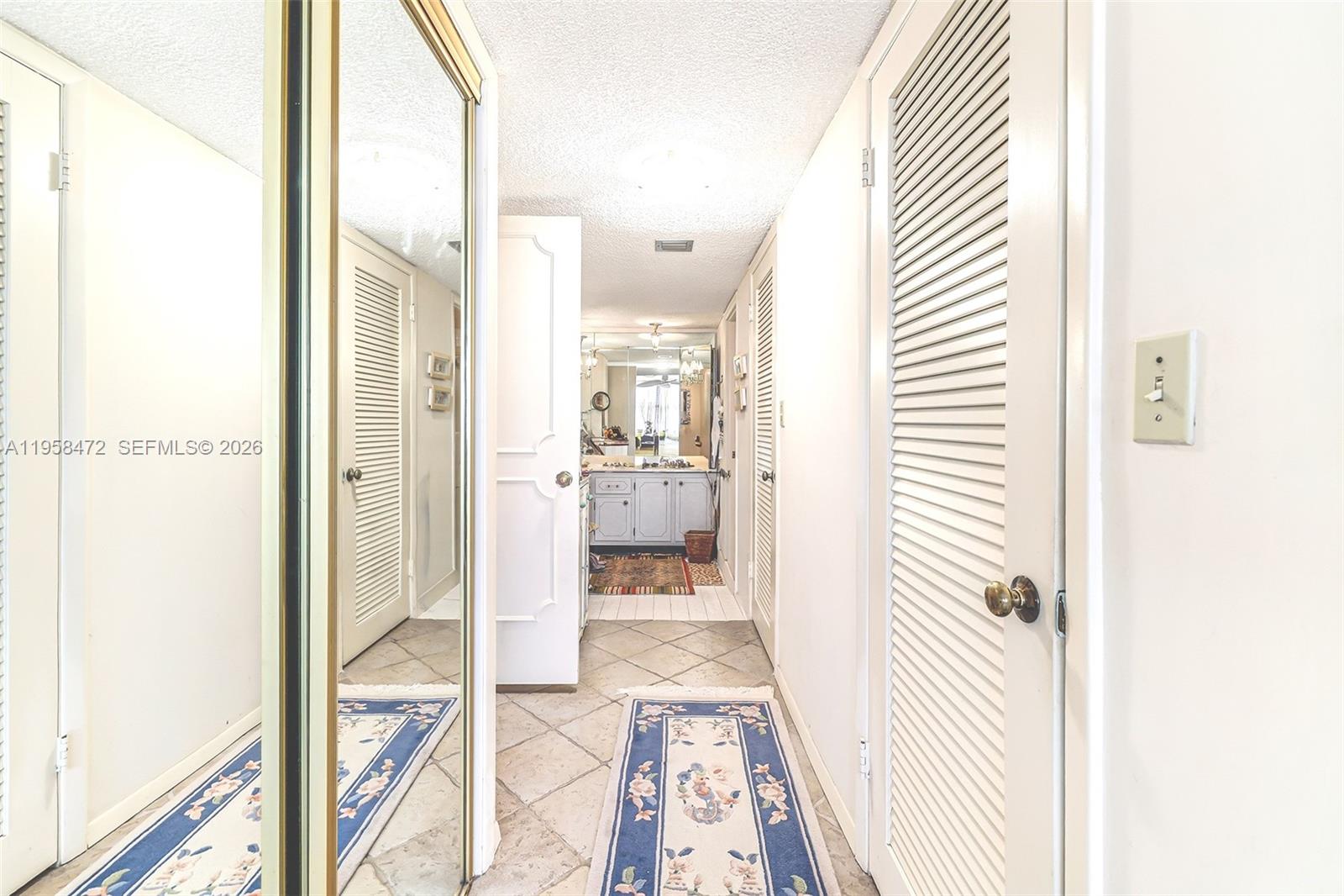 6039 Collins Ave # 833